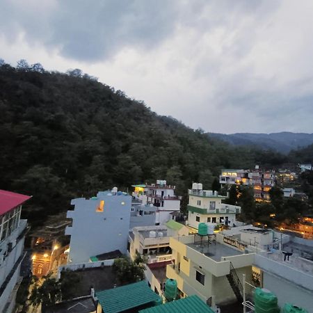 Hotel Aman Rishīkesh Buitenkant foto